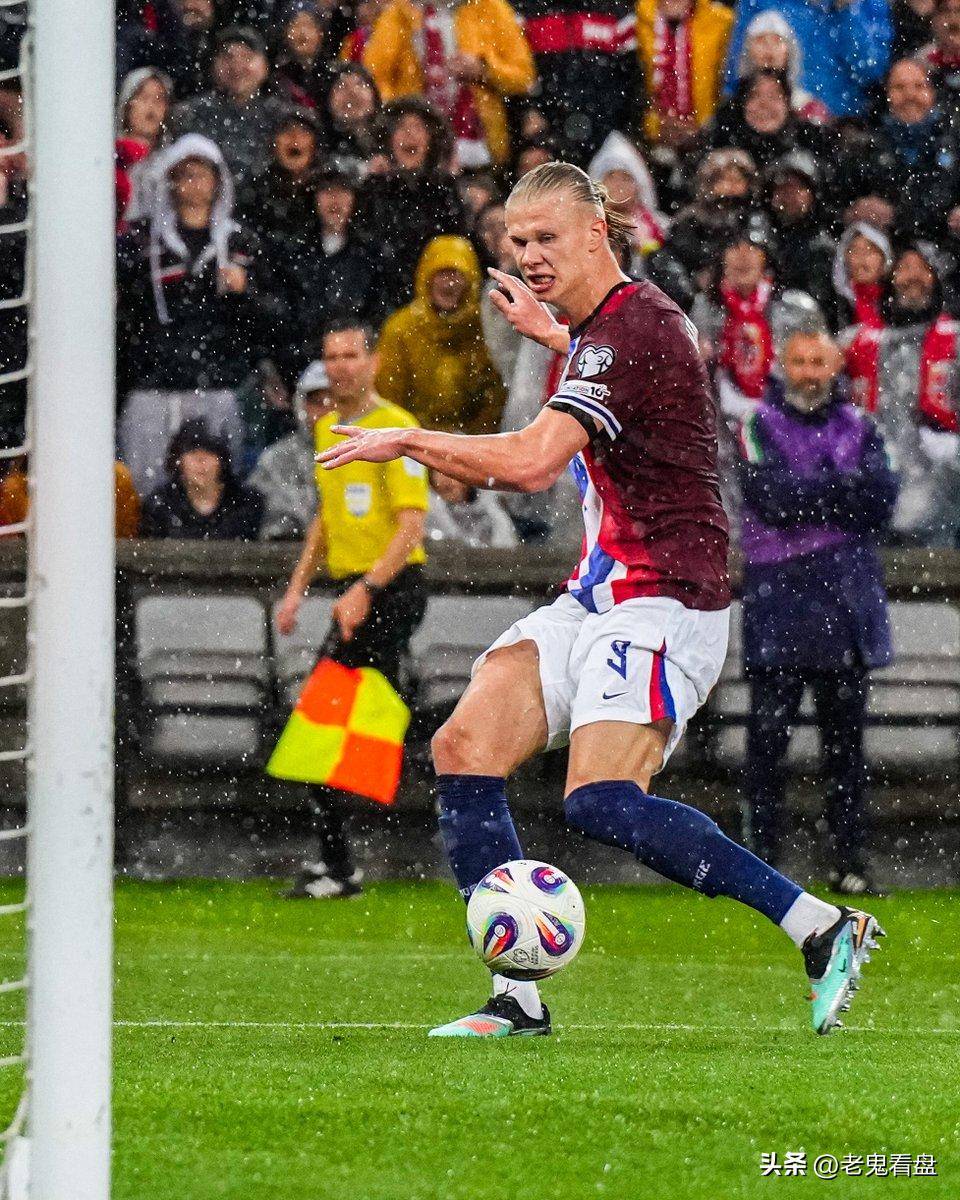 app下载-意大利杯赛程吃紧，上海久事关键时刻调整名单，震撼外界，临场指挥获称赞(今日意大利历届世界杯精彩瞬间)